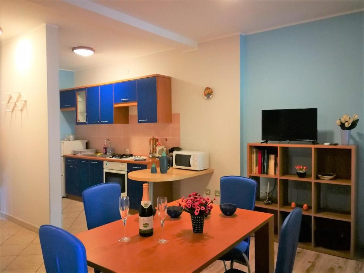 Apartments Bilic With Garden & Swimming Pool - 50M From The Beach ปิเยชชานา อูวาลา ภายนอก รูปภาพ